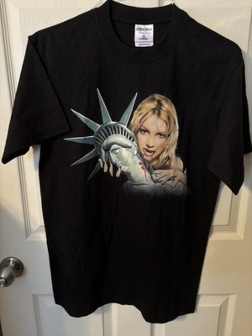 Shaka Wear Britney Spears Graphic T-Shirt Black Super Max Heavy Men’s Medium
